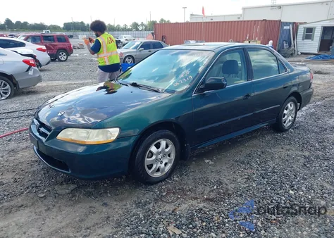 2001 Honda Accord 2.3 Ex z USA, uszkodzony, nr VIN 1HGCG56661A087319
